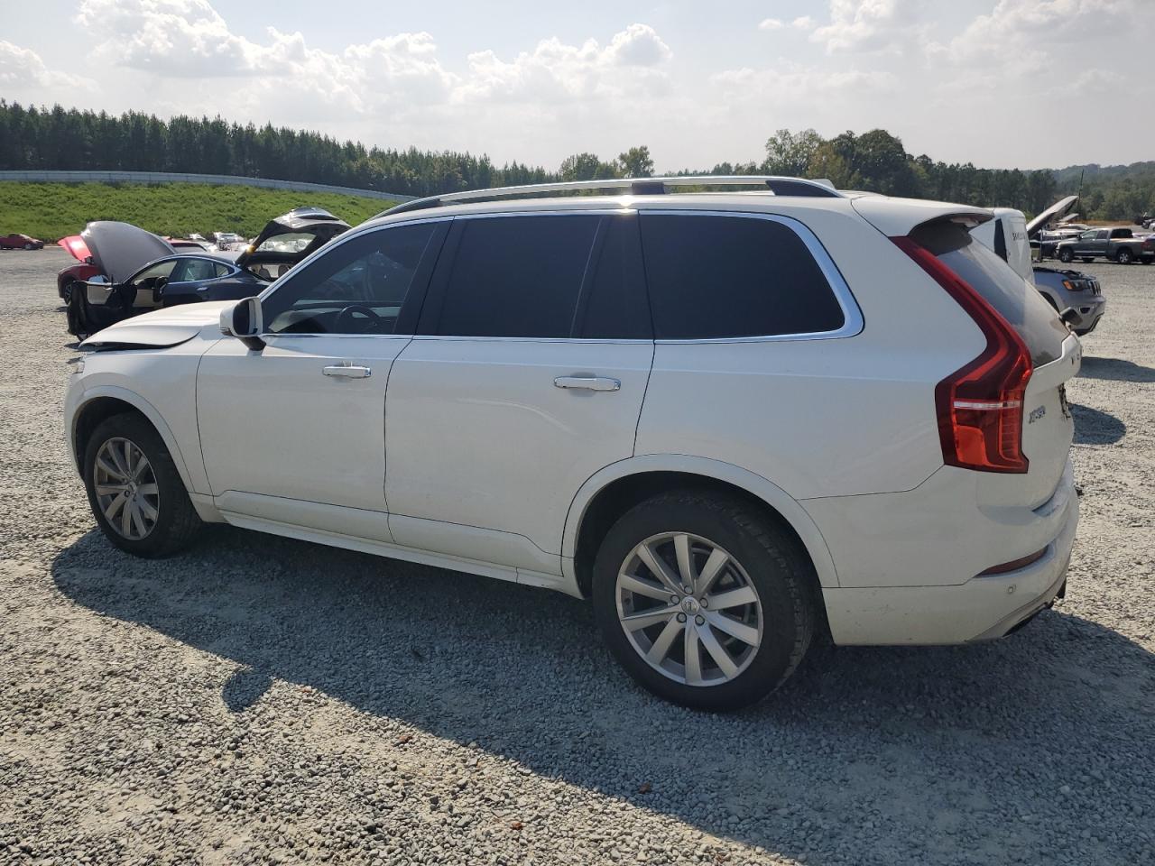 YV4A22PK3G1022142 2016 VOLVO XC90 - Image 2