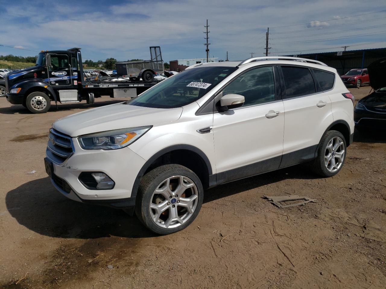 VIN 1FMCU9J99HUD60371 2017 FORD ESCAPE no.1