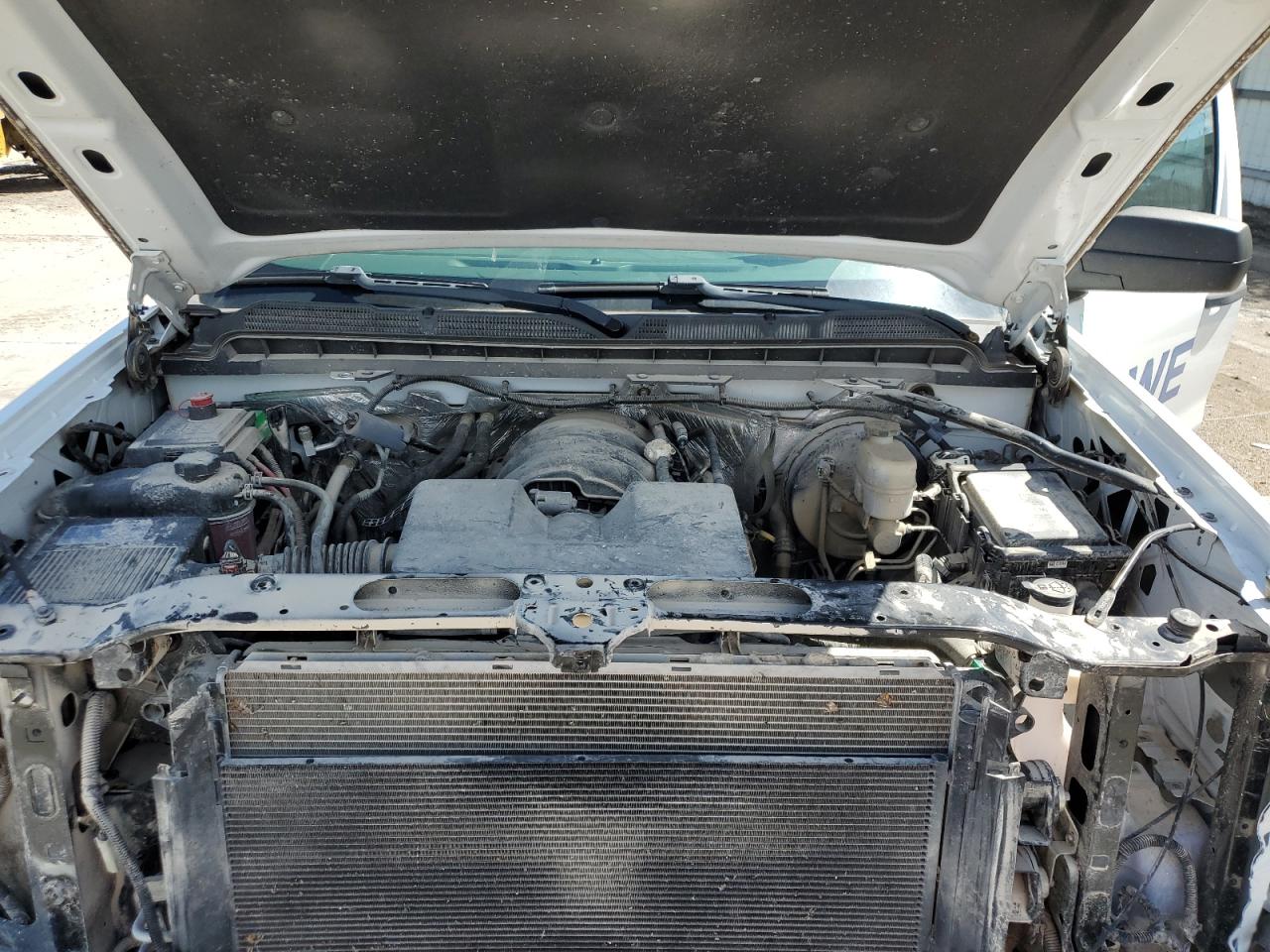 2018 Chevrolet Silverado - Image 11