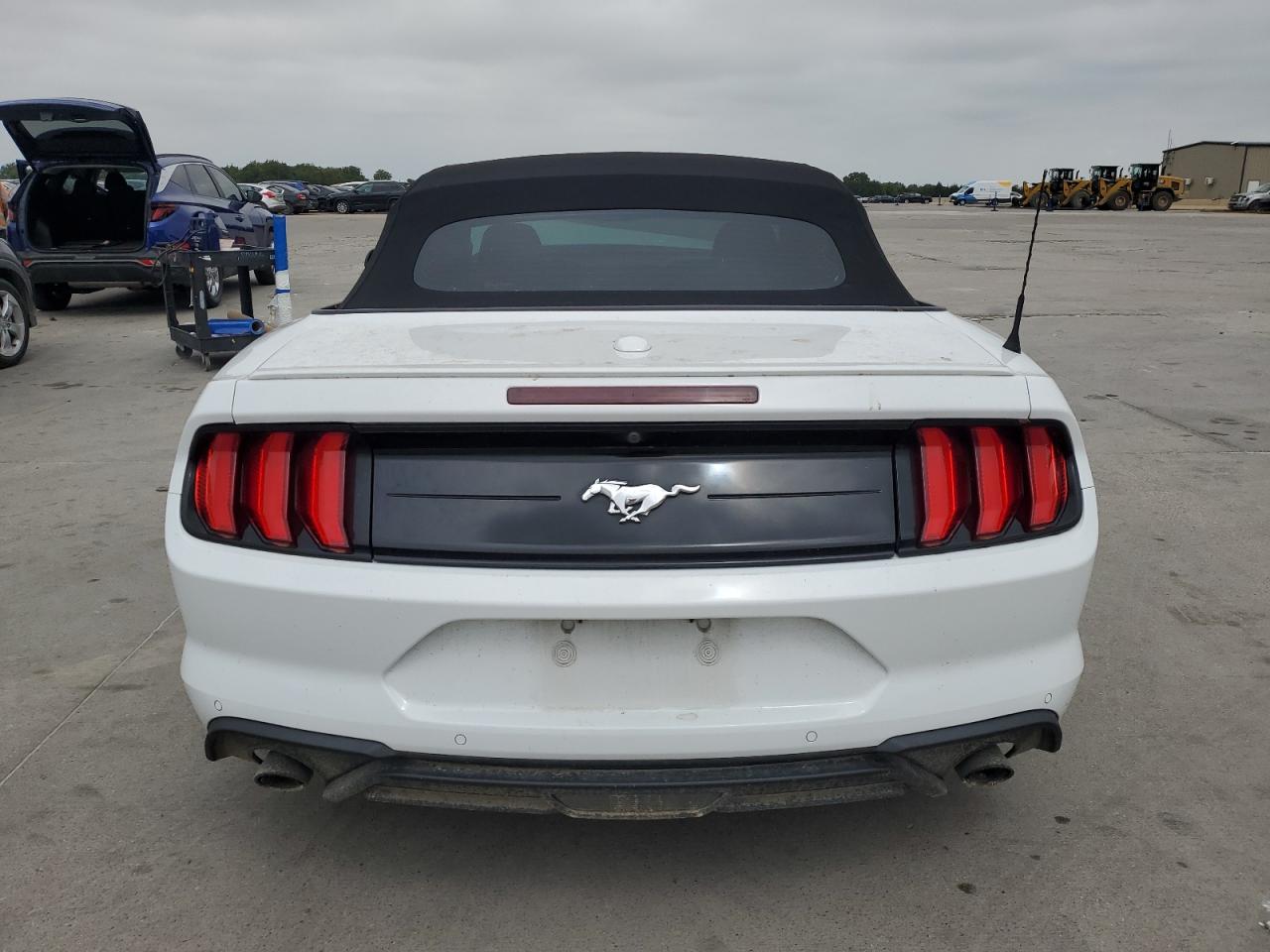 2020 Ford Mustang VIN: 1FATP8UH2L5126025 Lot: 67032844