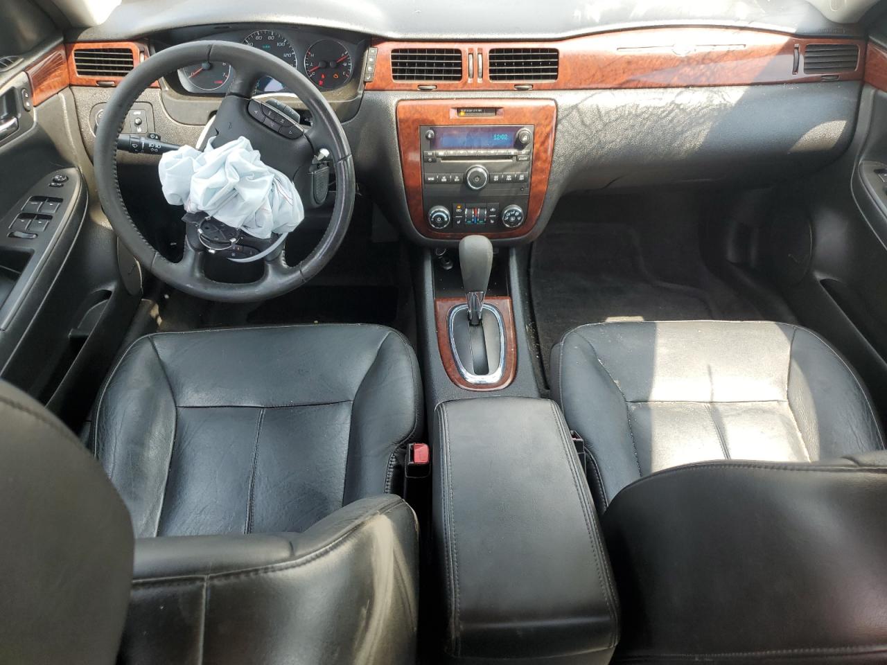 2008 Chevrolet Impala - Image 8