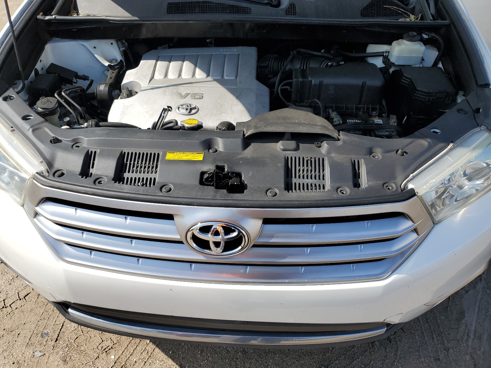 5TDYK3EH6BS039589 2011 Toyota Highlander Limited