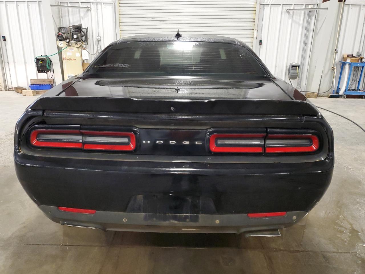 2C3CDZBTXFH708083 2015 Dodge Challenger Sxt Plus