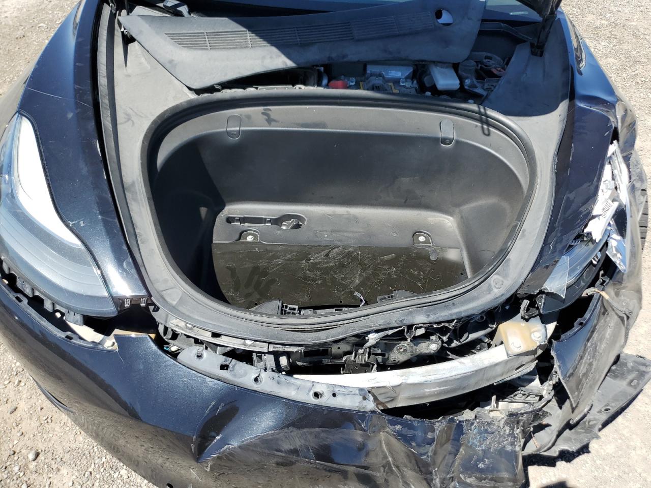 5YJ3E1EB3JF100336 2018 Tesla Model 3