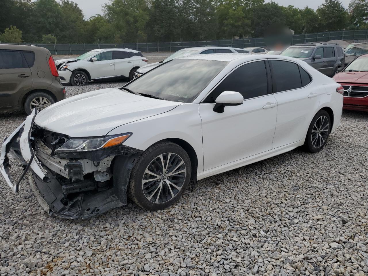 4T1B11HK1JU596534 2018 TOYOTA CAMRY - Image 1