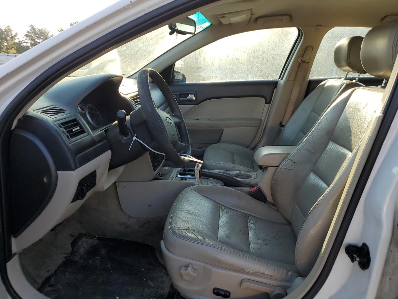 2008 Ford Fusion Se VIN: 3FAHP071X8R261554 Lot: 67108814