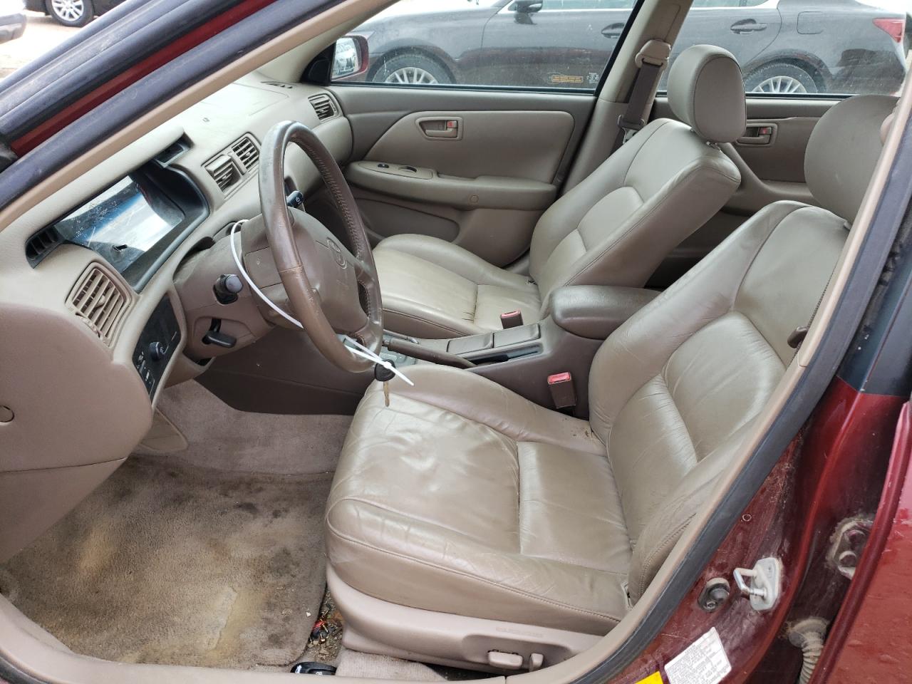 1999 Toyota Camry Le VIN: JT2BF28K5X0185125 Lot: 66957214