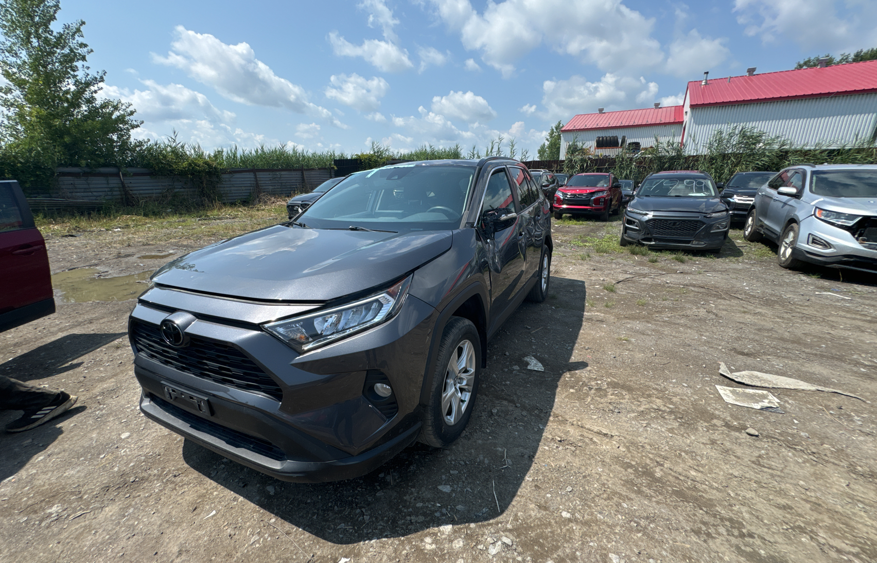 2T3R1RFV1LW107473 2020 Toyota Rav4 Xle