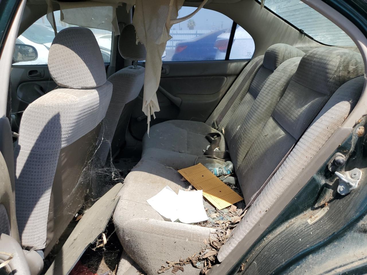 1999 Honda Civic Base VIN: 2HGEJ6612XH515062 Lot: 66819974