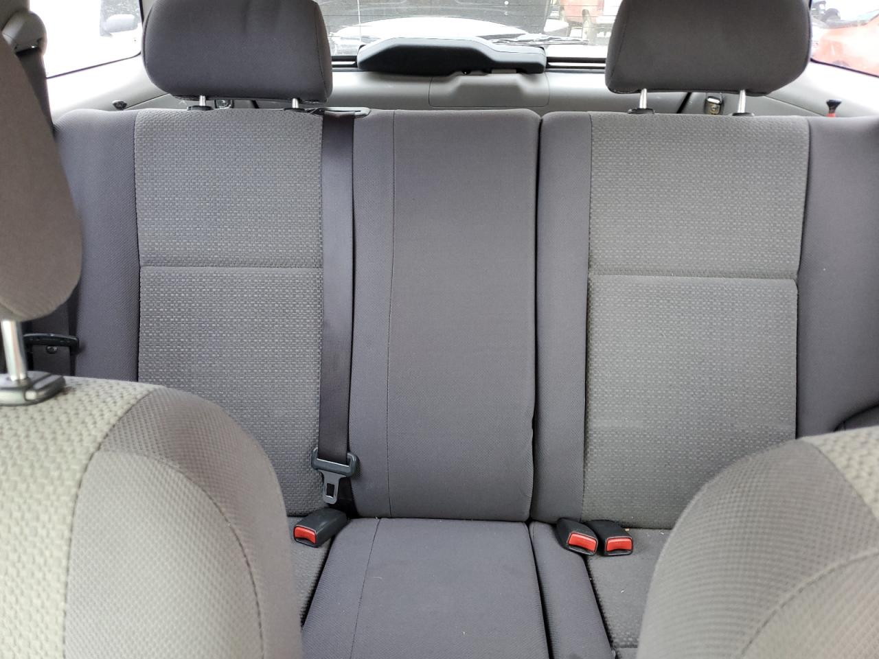 2004 Toyota Corolla Matrix Base VIN: 2T1LR32E04C312330 Lot: 66018284