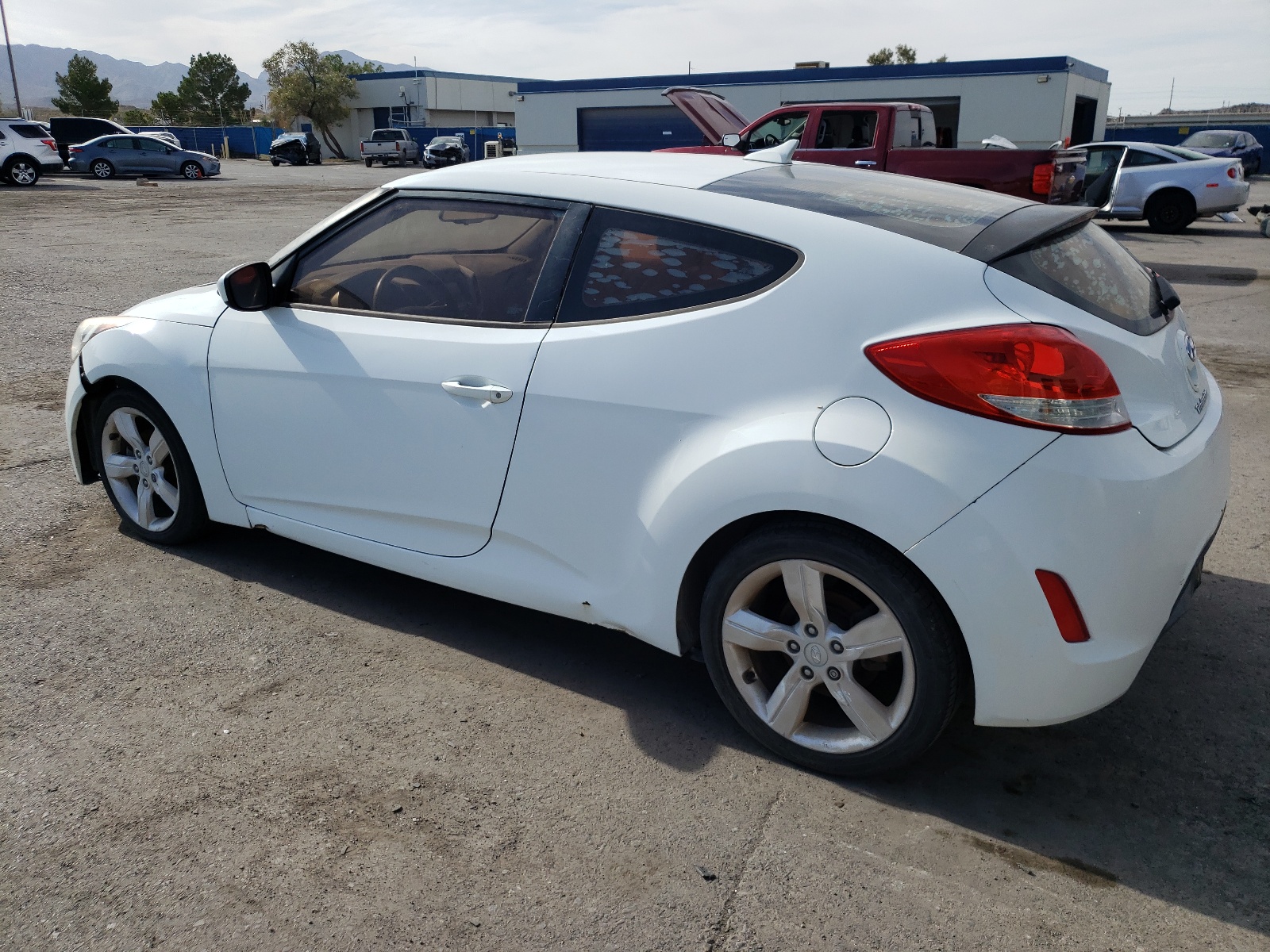 2013 Hyundai Veloster vin: KMHTC6AD1DU127780