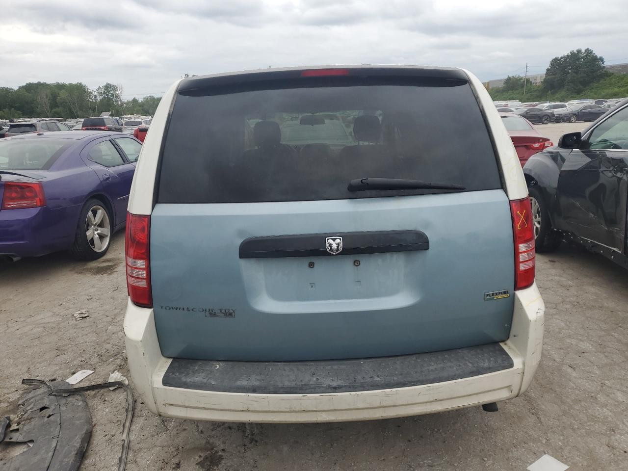 2010 Dodge Grand Caravan C/V VIN: 2D4RN1AE2AR117114 Lot: 66612434