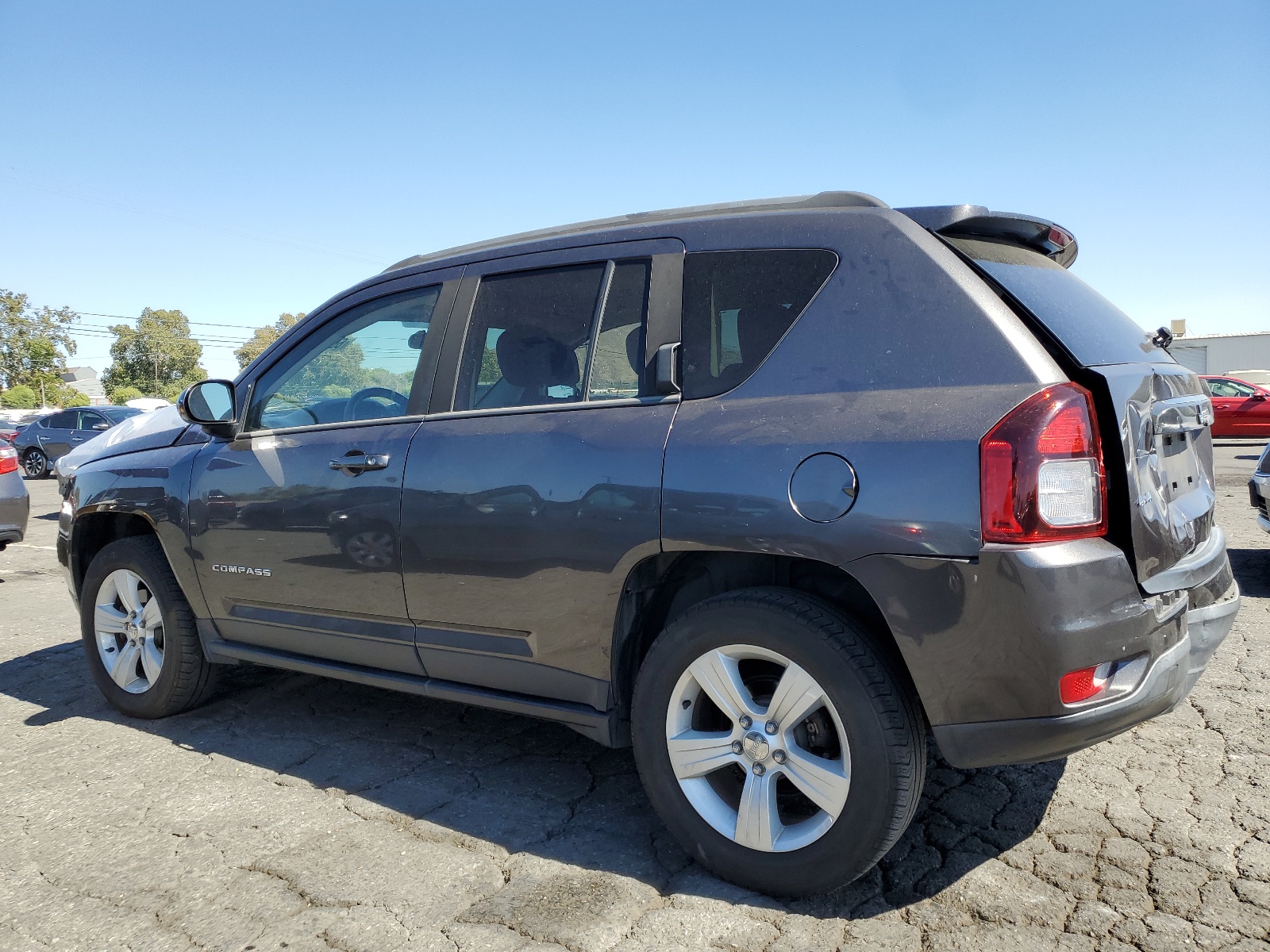 1C4NJDEB0FD216565 2015 Jeep Compass Latitude