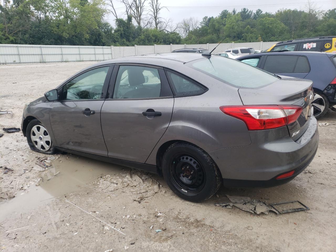 VIN 1FADP3E23DL370426 2013 FORD FOCUS no.2