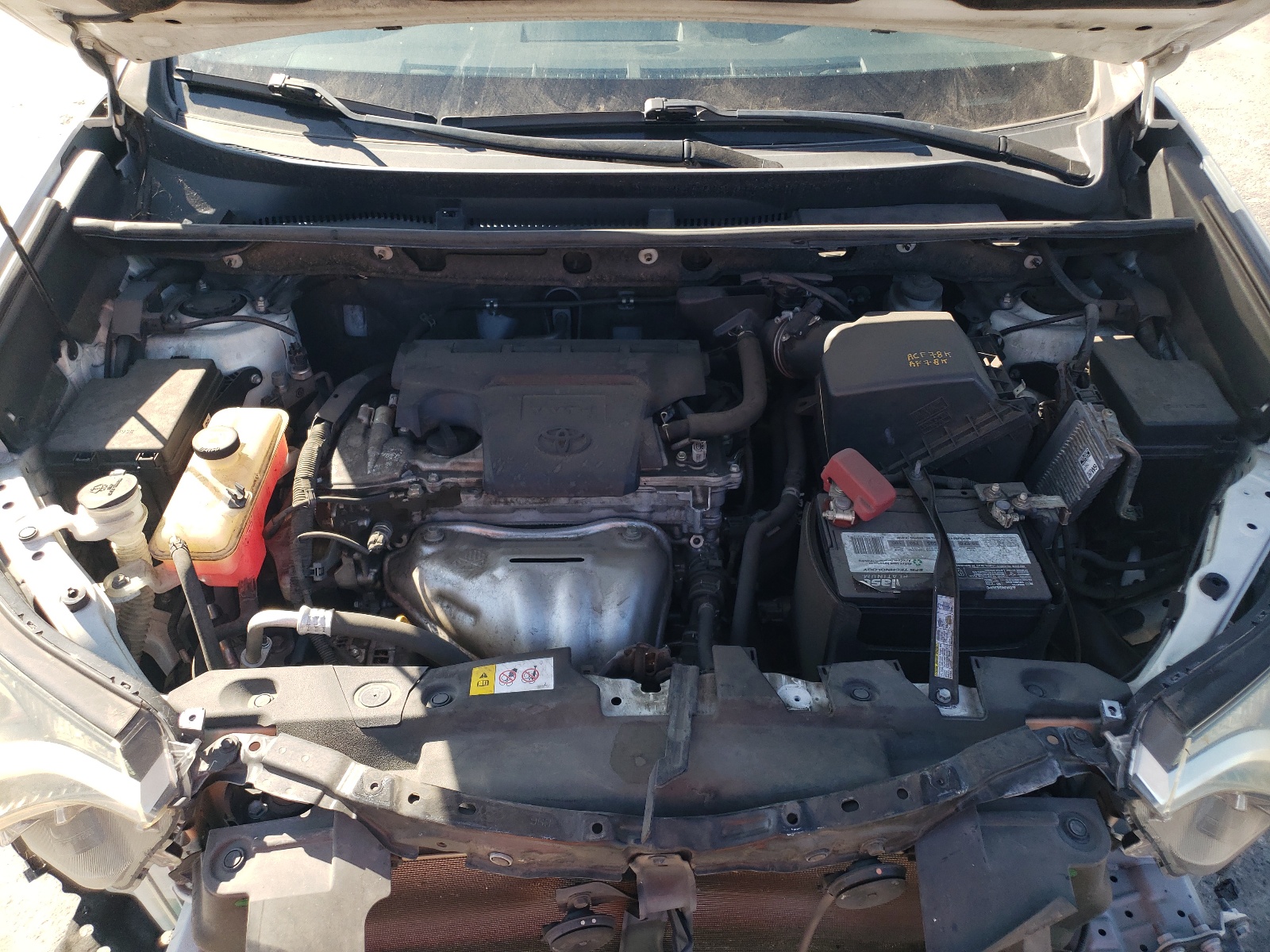 JTMWFREVXHJ139009 2017 Toyota Rav4 Xle