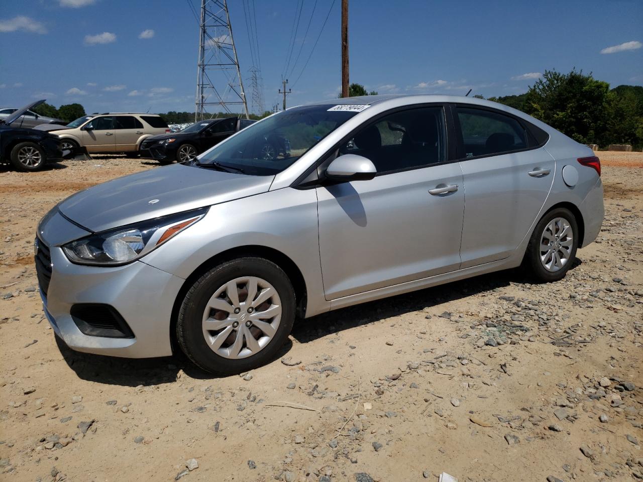 3KPC24A35JE015092 2018 HYUNDAI ACCENT - Image 1