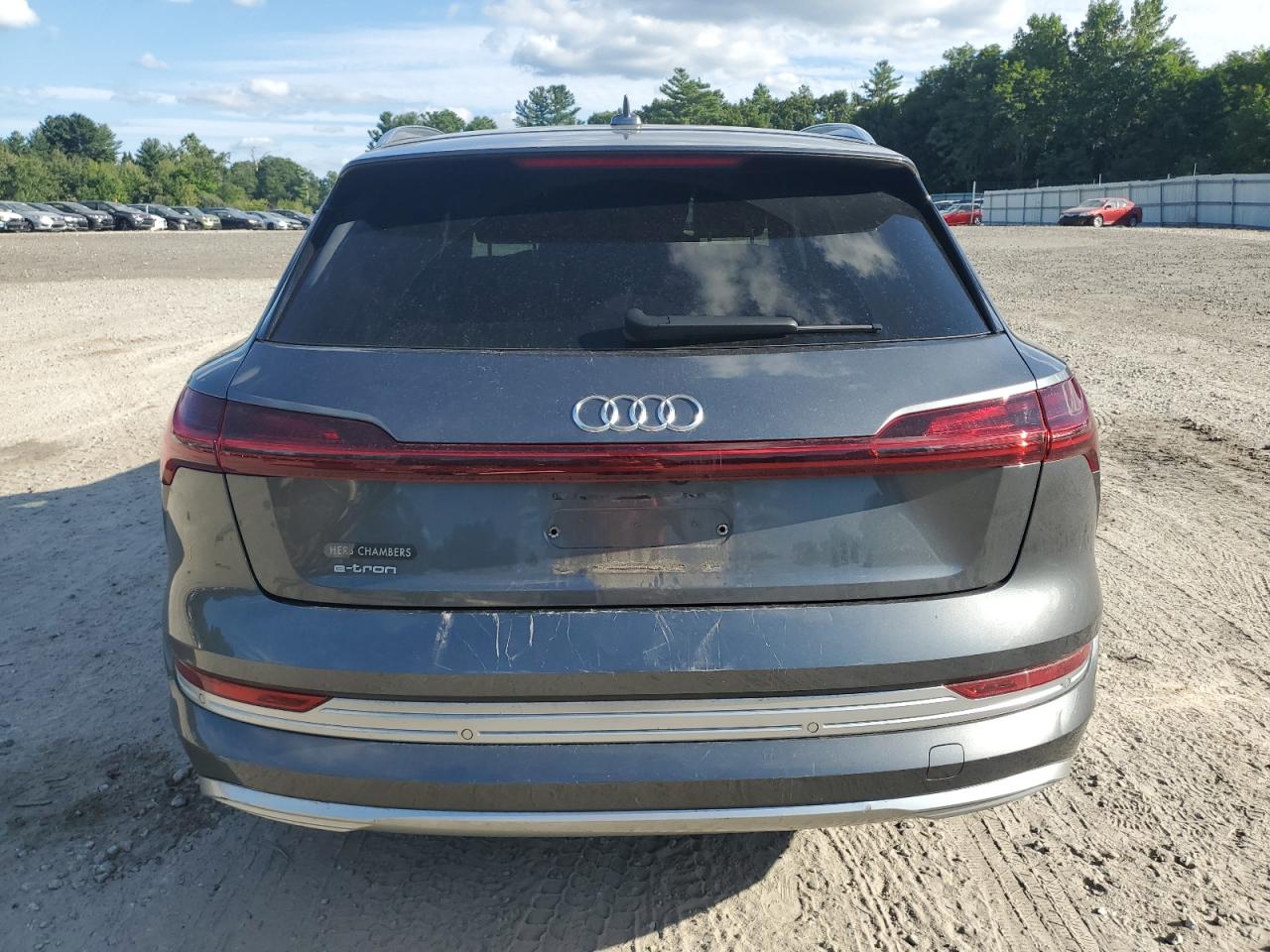 WA1VAAGE7KB008138 2019 Audi E-Tron Prestige