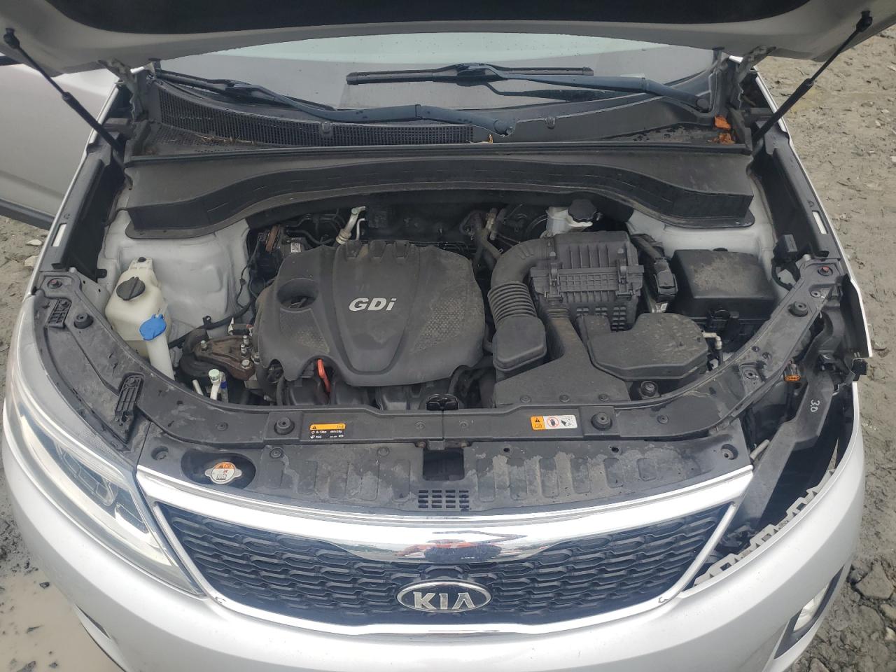 5XYKTCA63FG584742 2015 Kia Sorento Lx