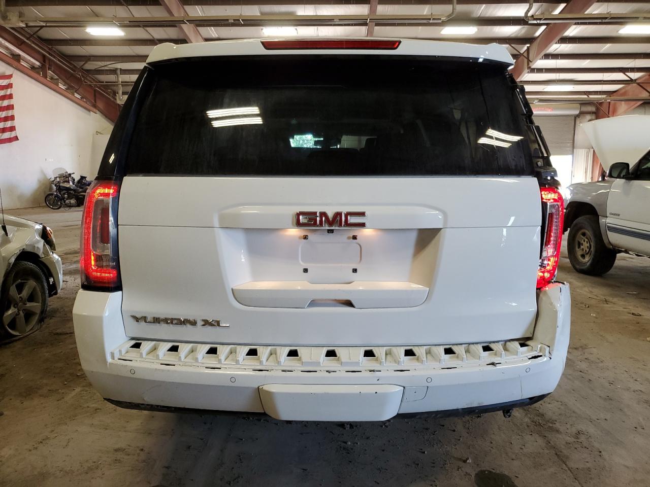 1GKS2GKC6GR197477 2016 GMC Yukon Xl K1500 Slt