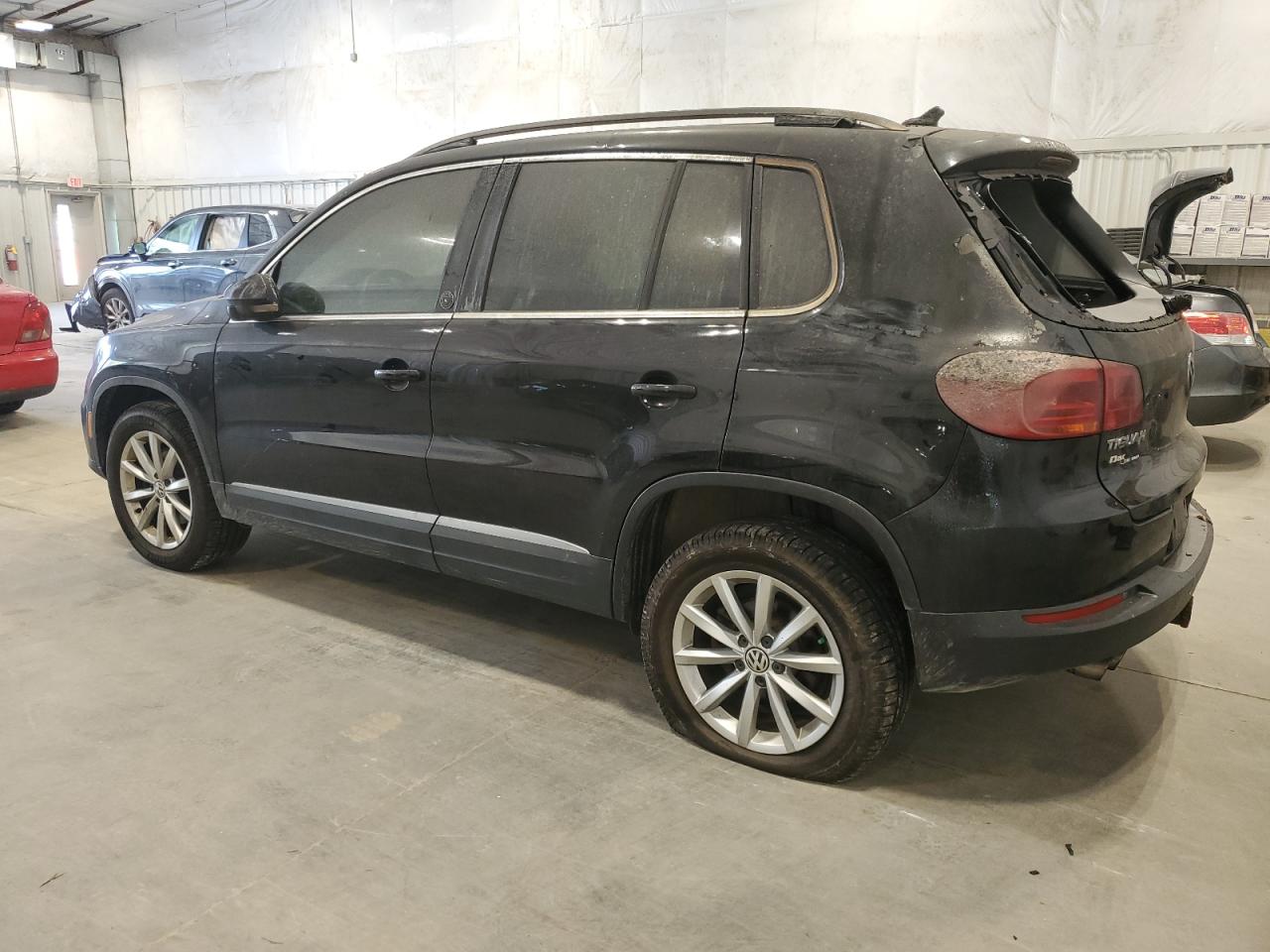 2017 Volkswagen Tiguan Wolfsburg VIN: WVGSV7AX7HK024922 Lot: 66282594