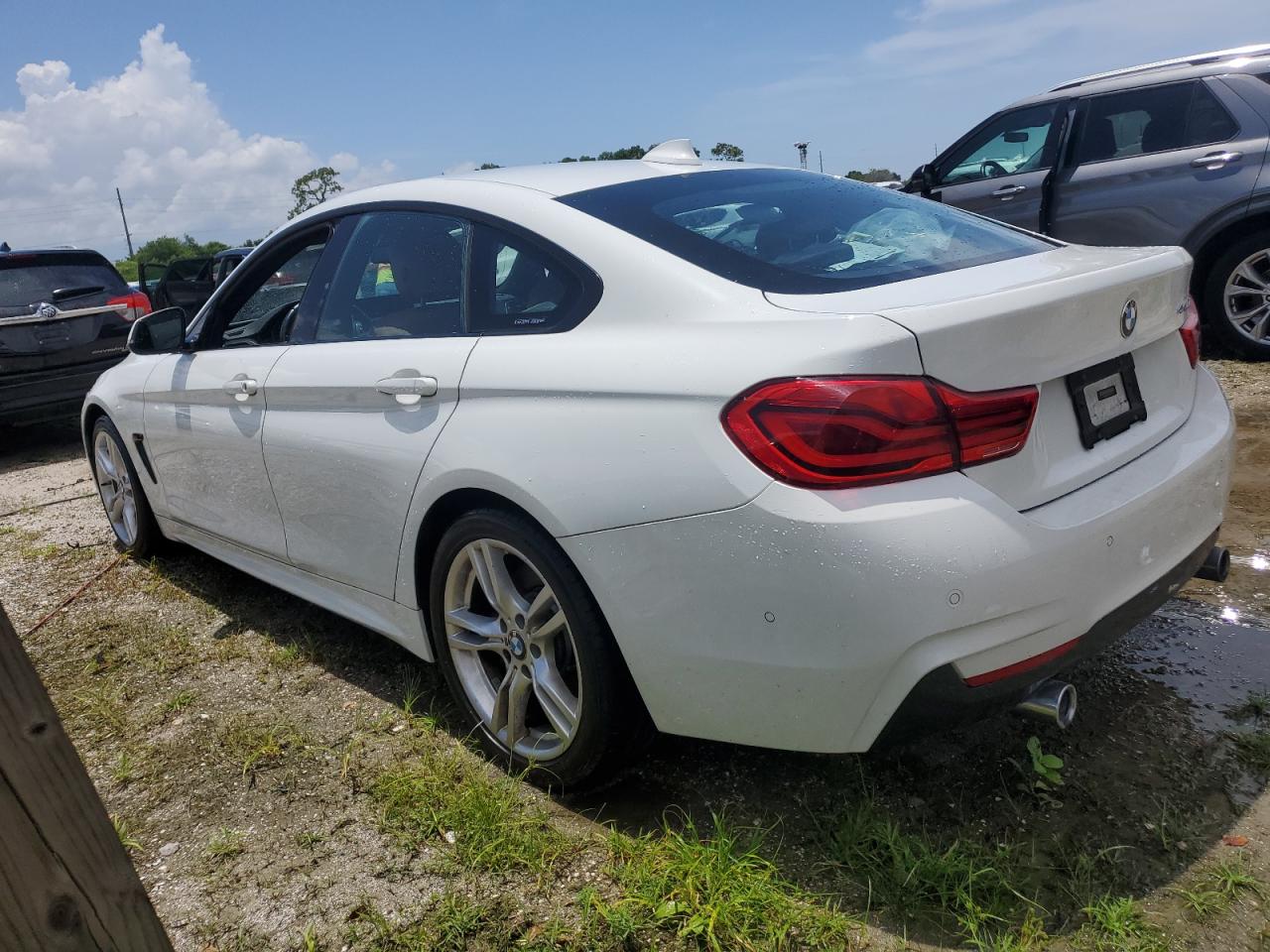 WBA4J5C57JBF07020 2018 BMW 4 SERIES - Image 2