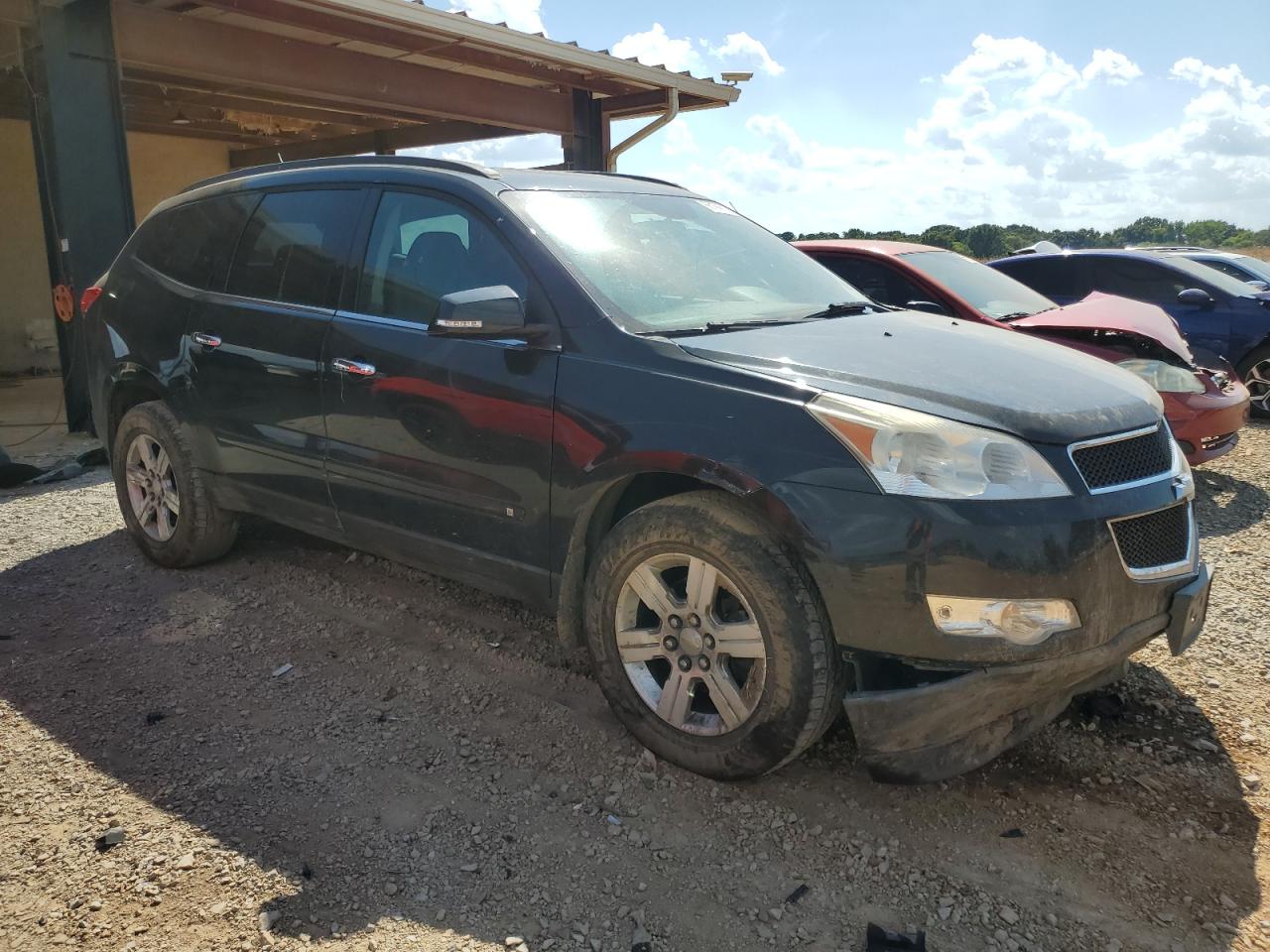 2010 Chevrolet Traverse - Image 4