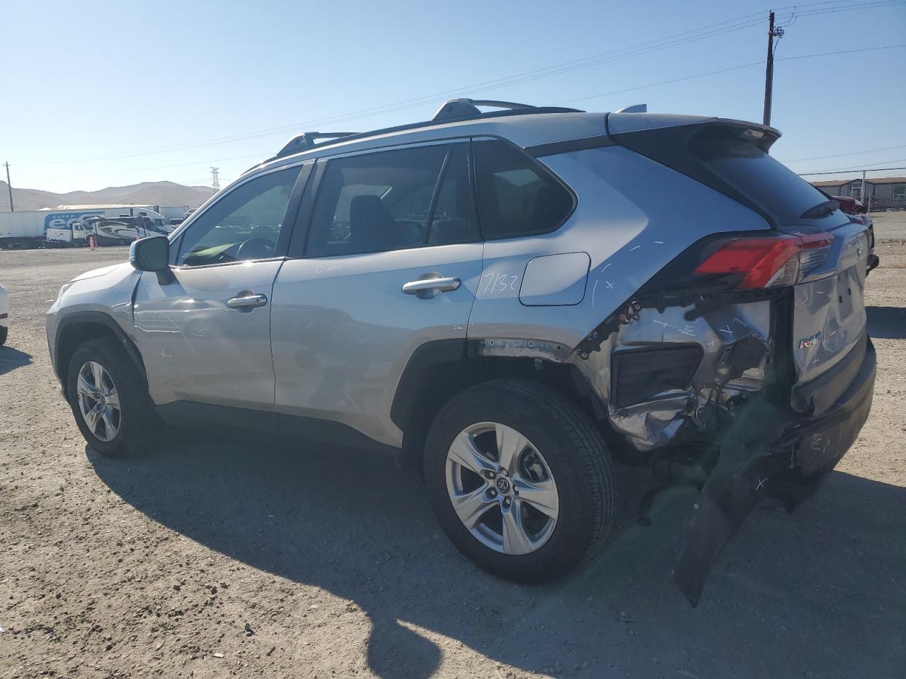 JTMW1RFV8KD003755 2019 TOYOTA RAV 4 - Image 2