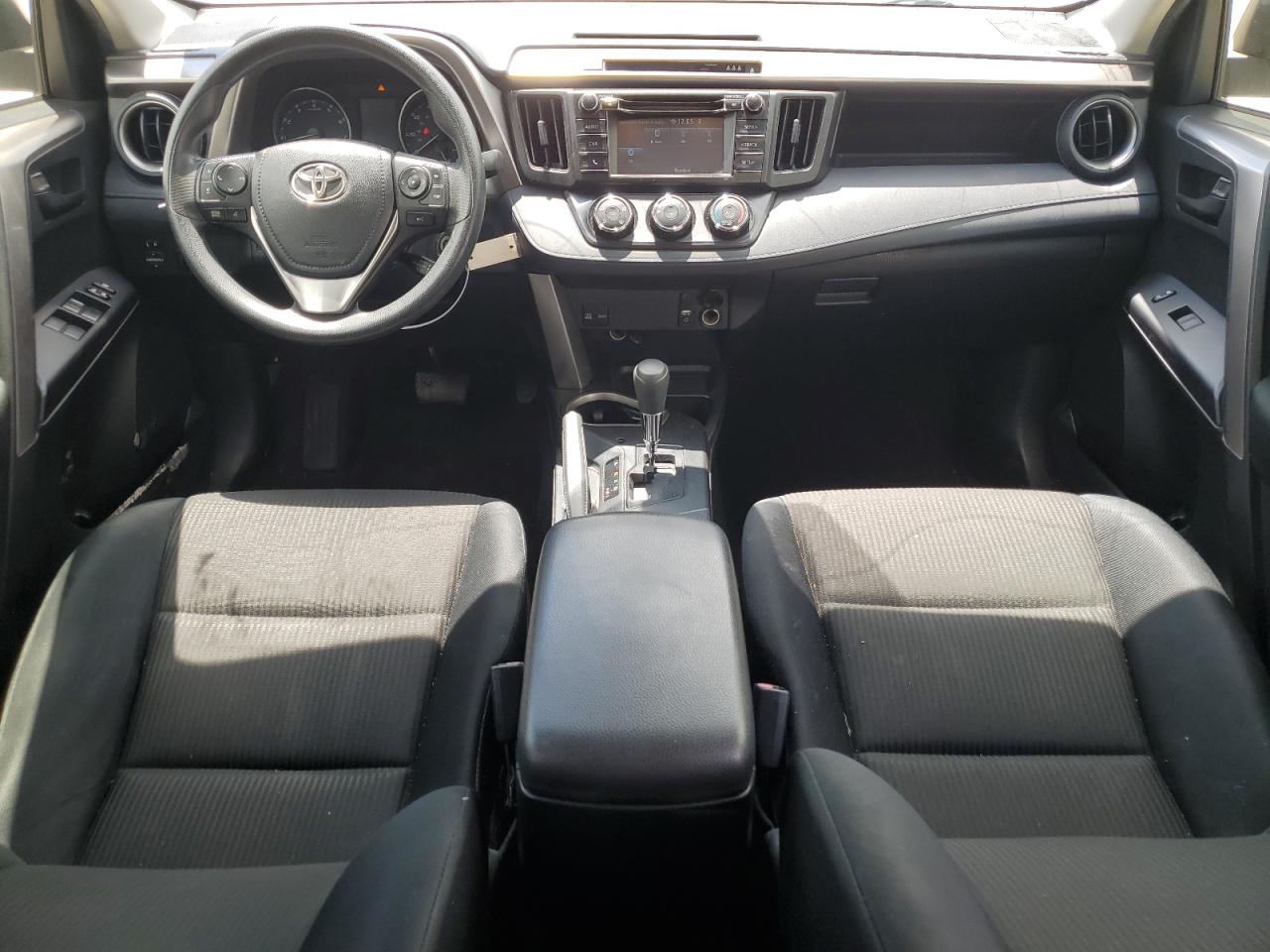 VIN JTMZFREV9HJ717503 2017 TOYOTA RAV4 no.8