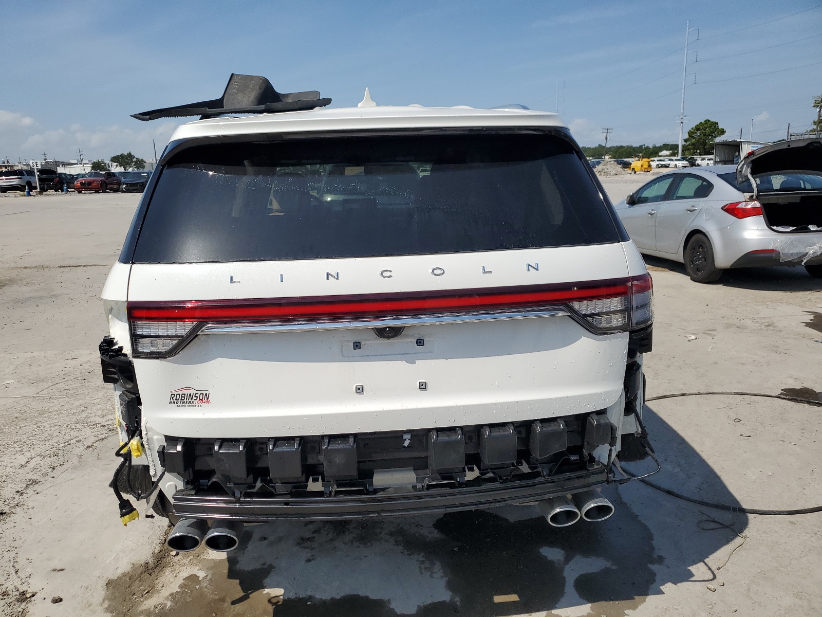 5LM5J7WC1PGL23366 2023 Lincoln Aviator Reserve