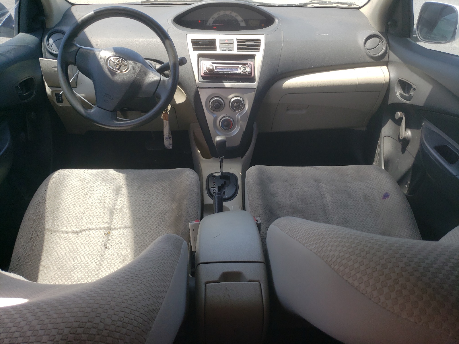 JTDBT923071045388 2007 Toyota Yaris