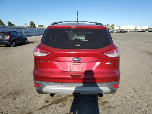 Parquets FORD ESCAPE 2014 Czerwony