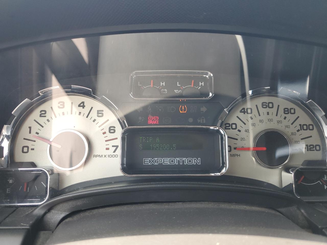 2008 Ford Expedition El Limited VIN: 1FMFK19578LA70562 Lot: 65732944