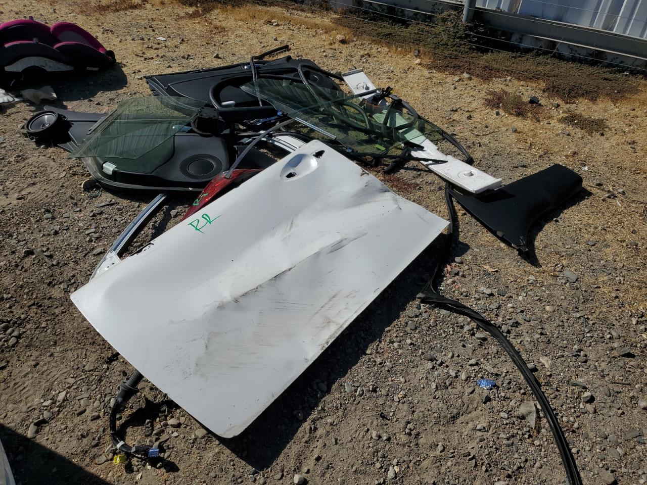 2015 Lexus Es 300H VIN: JTHBW1GG4F2091818 Lot: 65605384