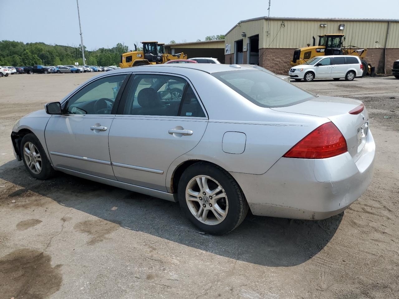 2007 Honda Accord Ex VIN: 1HGCM56877A112425 Lot: 66981264