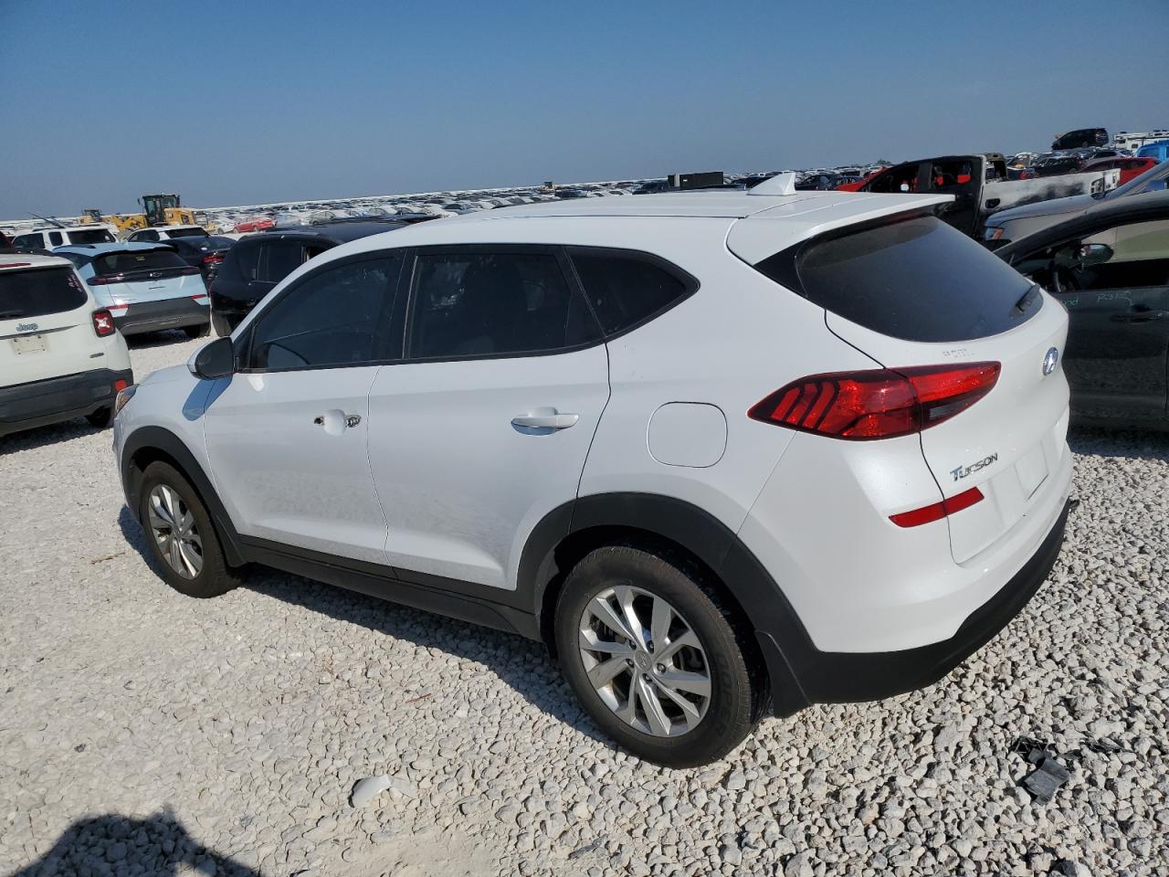 KM8J23A45KU968846 2019 HYUNDAI TUCSON - Image 2