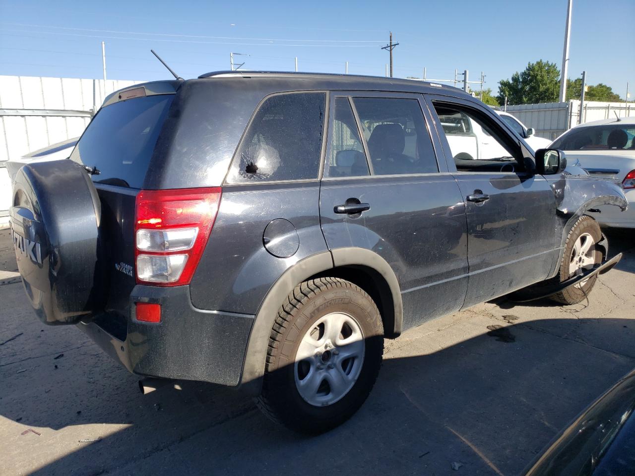2007 Suzuki Grand Vitara - Image 3
