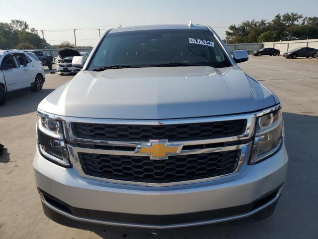  CHEVROLET SUBURBAN 2018 Srebrny