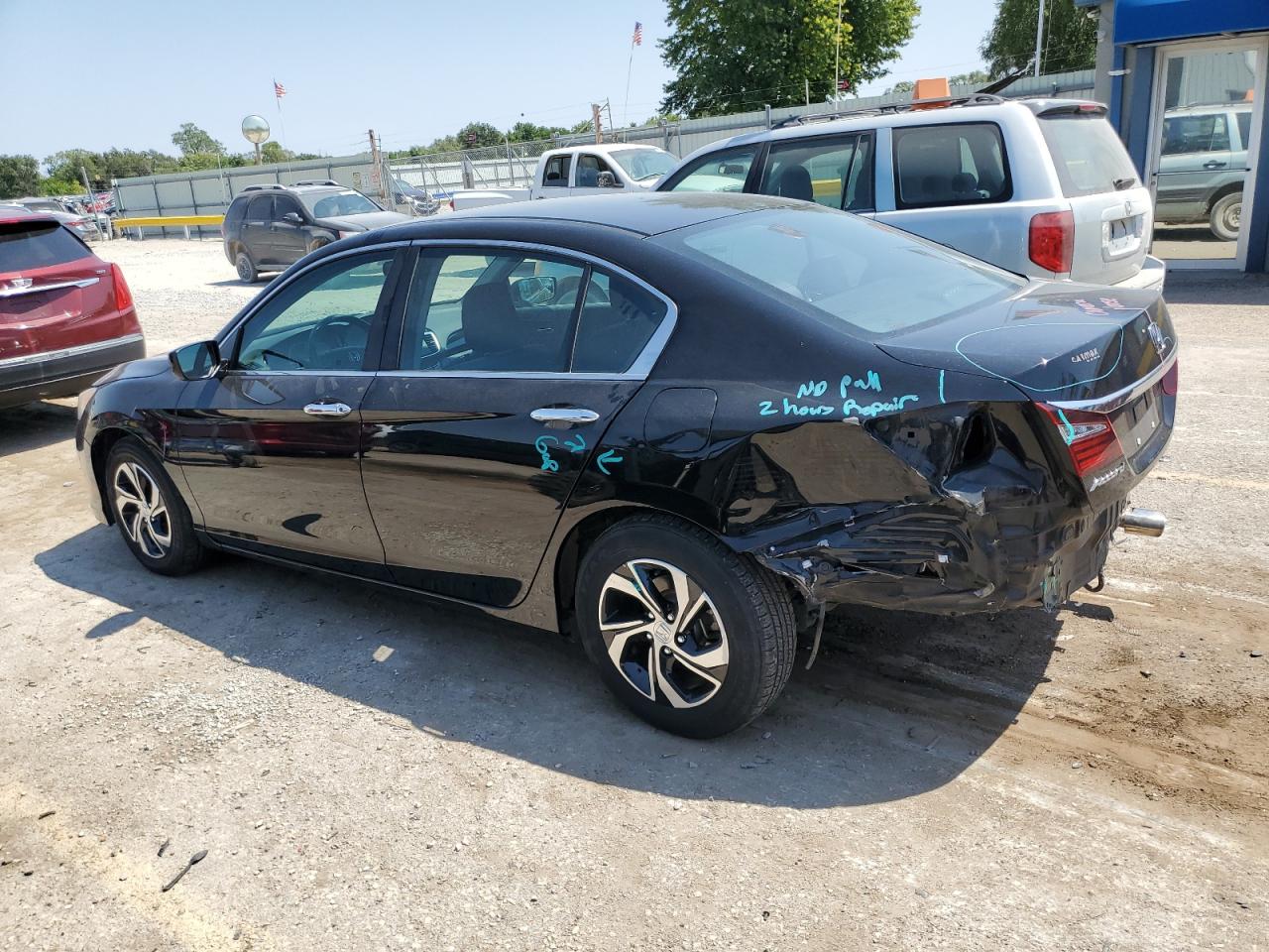 1HGCR2F36HA071565 2017 Honda Accord Lx