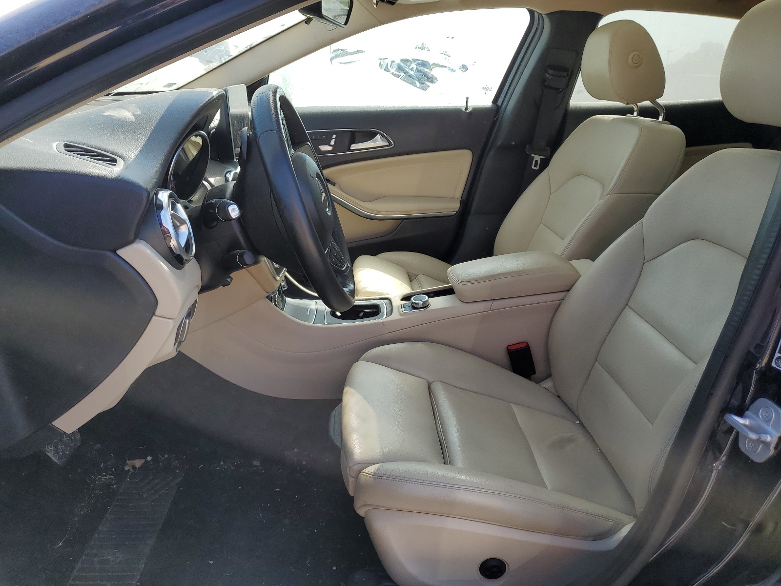 WDCTG4GB0JJ392815 2018 Mercedes-Benz Gla 250 4Matic