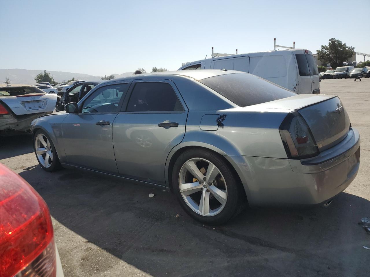 2007 Chrysler 300 - Image 2