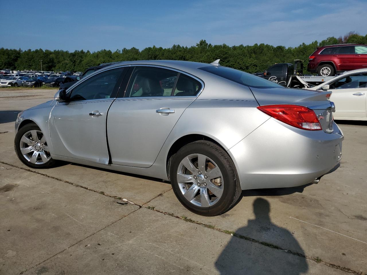 2012 Buick Regal - Image 2