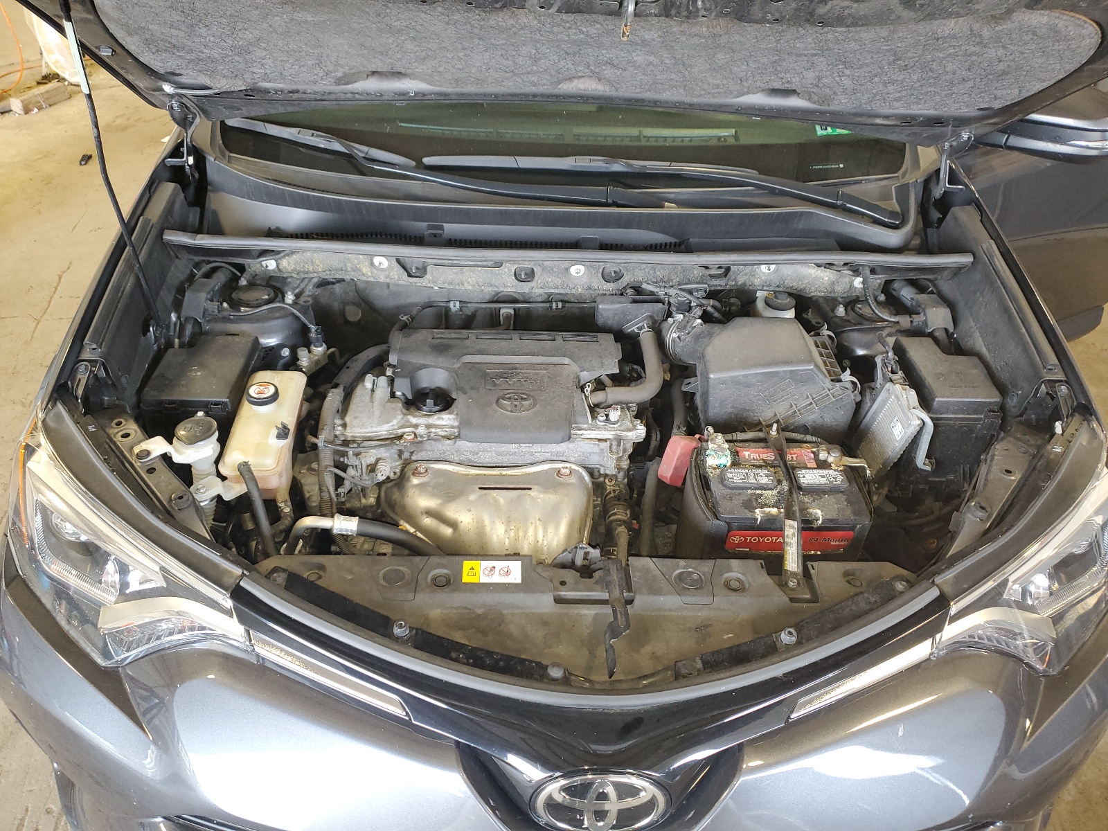 JTMDFREV2HD218969 2017 Toyota Rav4 Limited