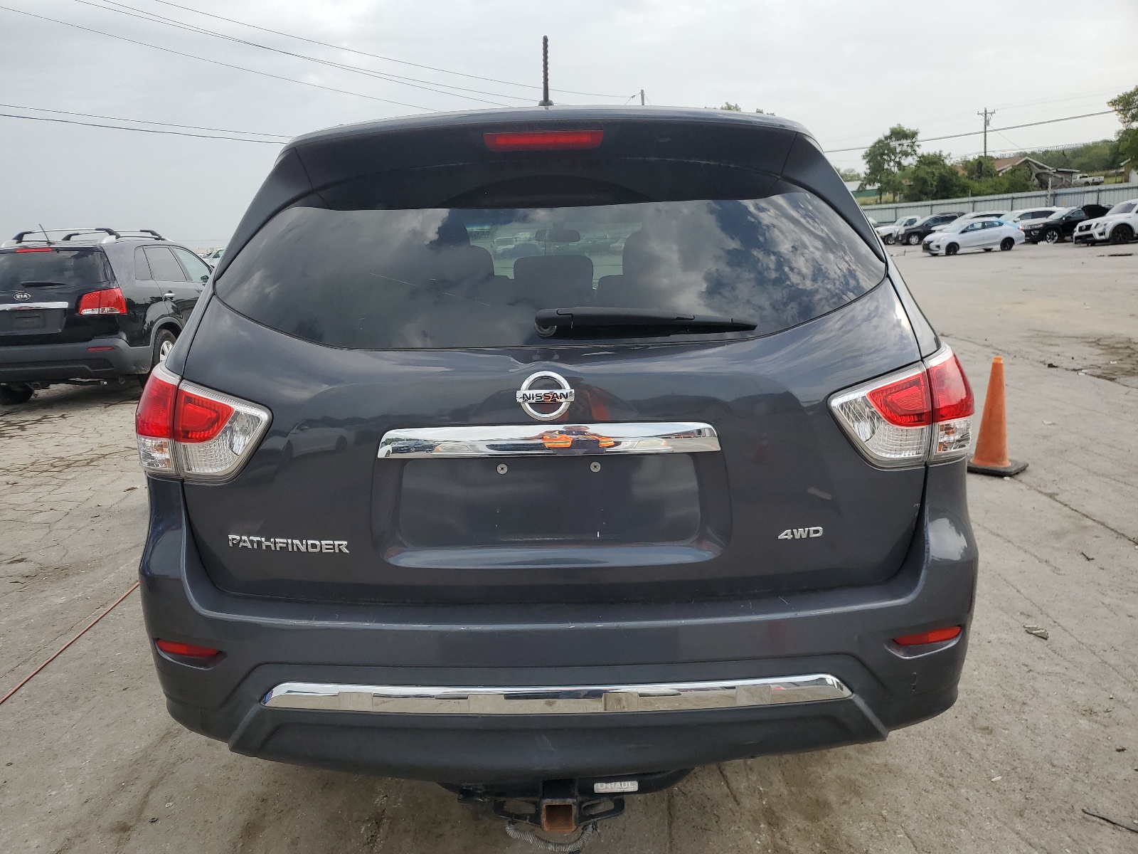 2014 Nissan Pathfinder S vin: 5N1AR2MM1EC723215