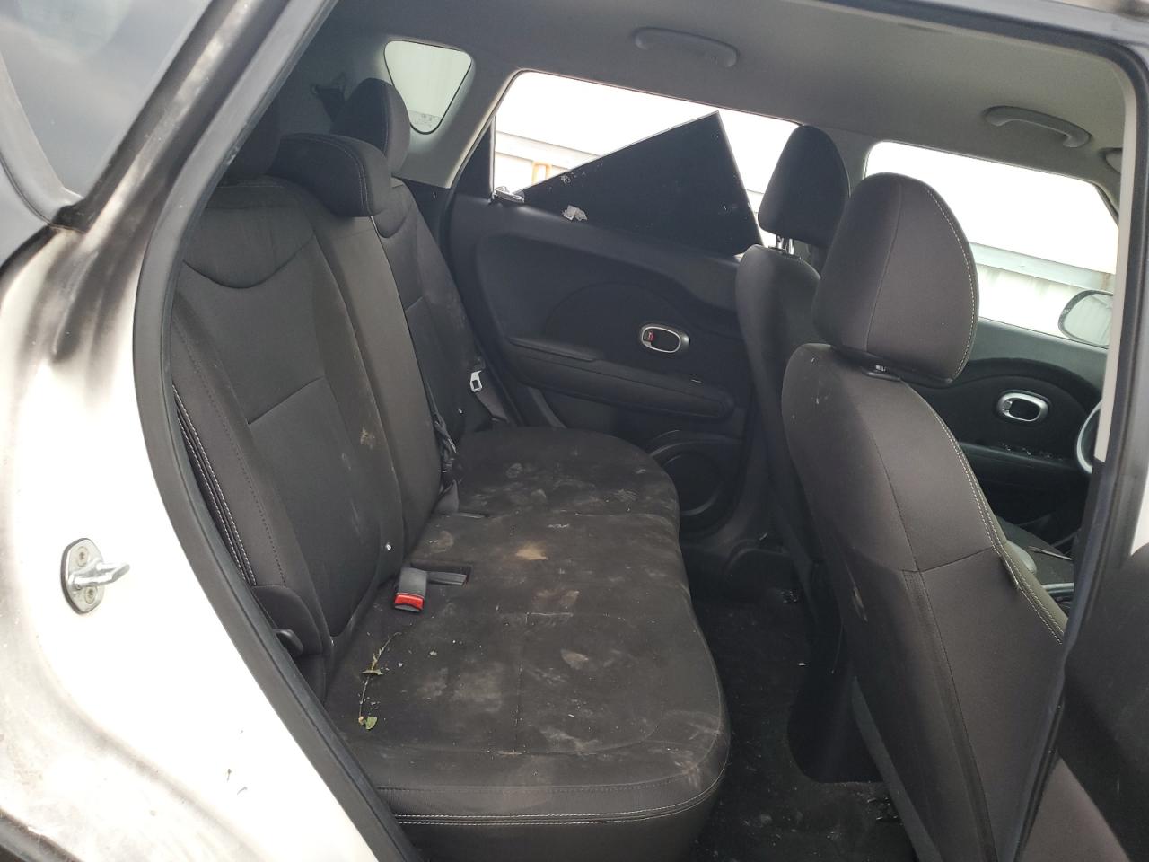 2017 Kia Soul VIN: KNDJN2A28H7476372 Lot: 65681314