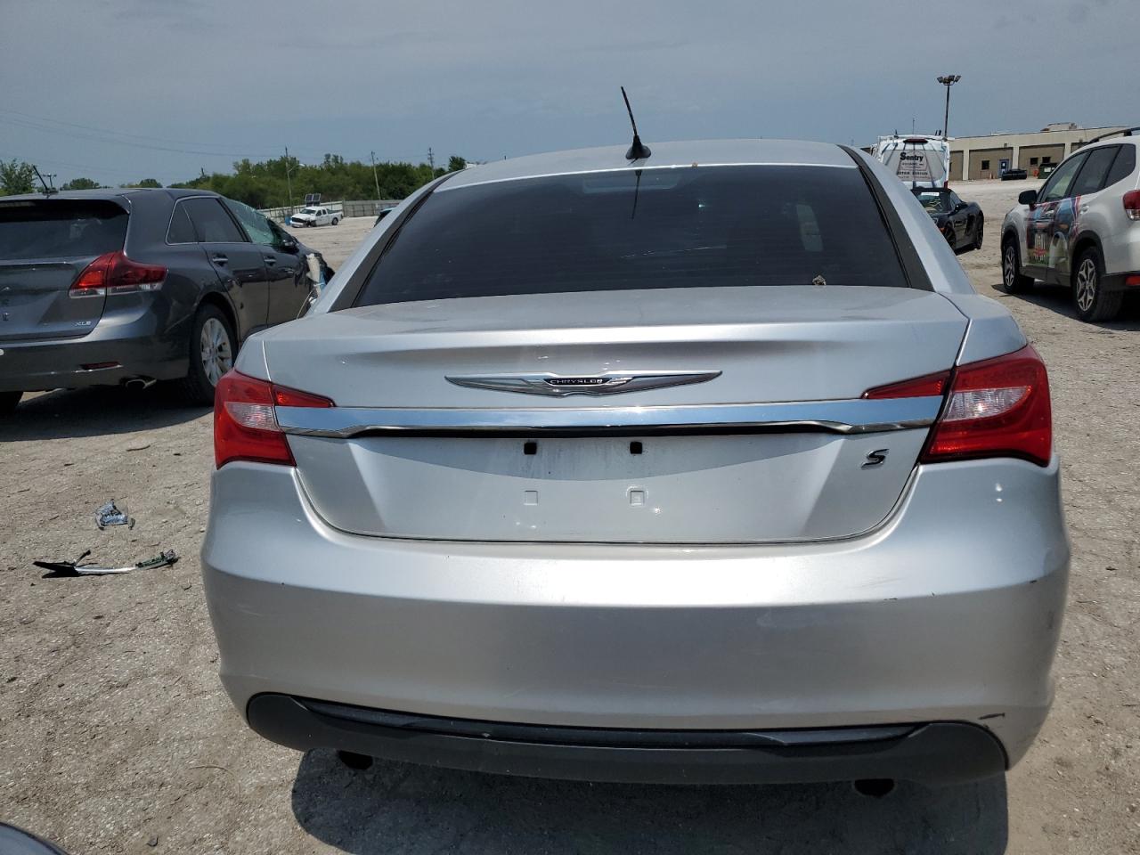 2012 Chrysler 200 Touring VIN: 1C3CCBBG4CN258088 Lot: 65597444