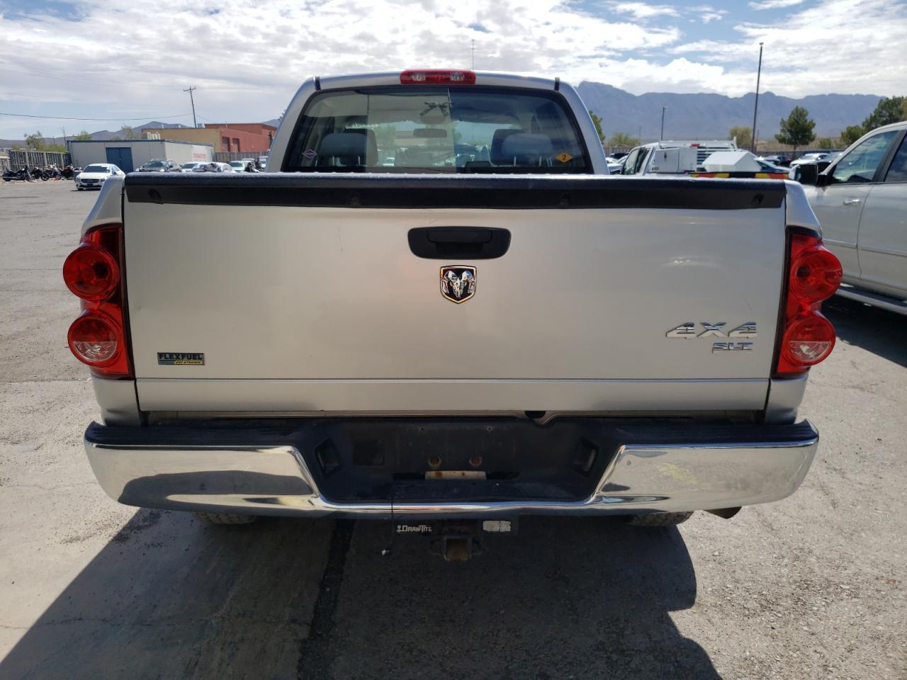 2007 Dodge Ram 1500 St VIN: 1D7HU18PX7J507402 Lot: 66437554