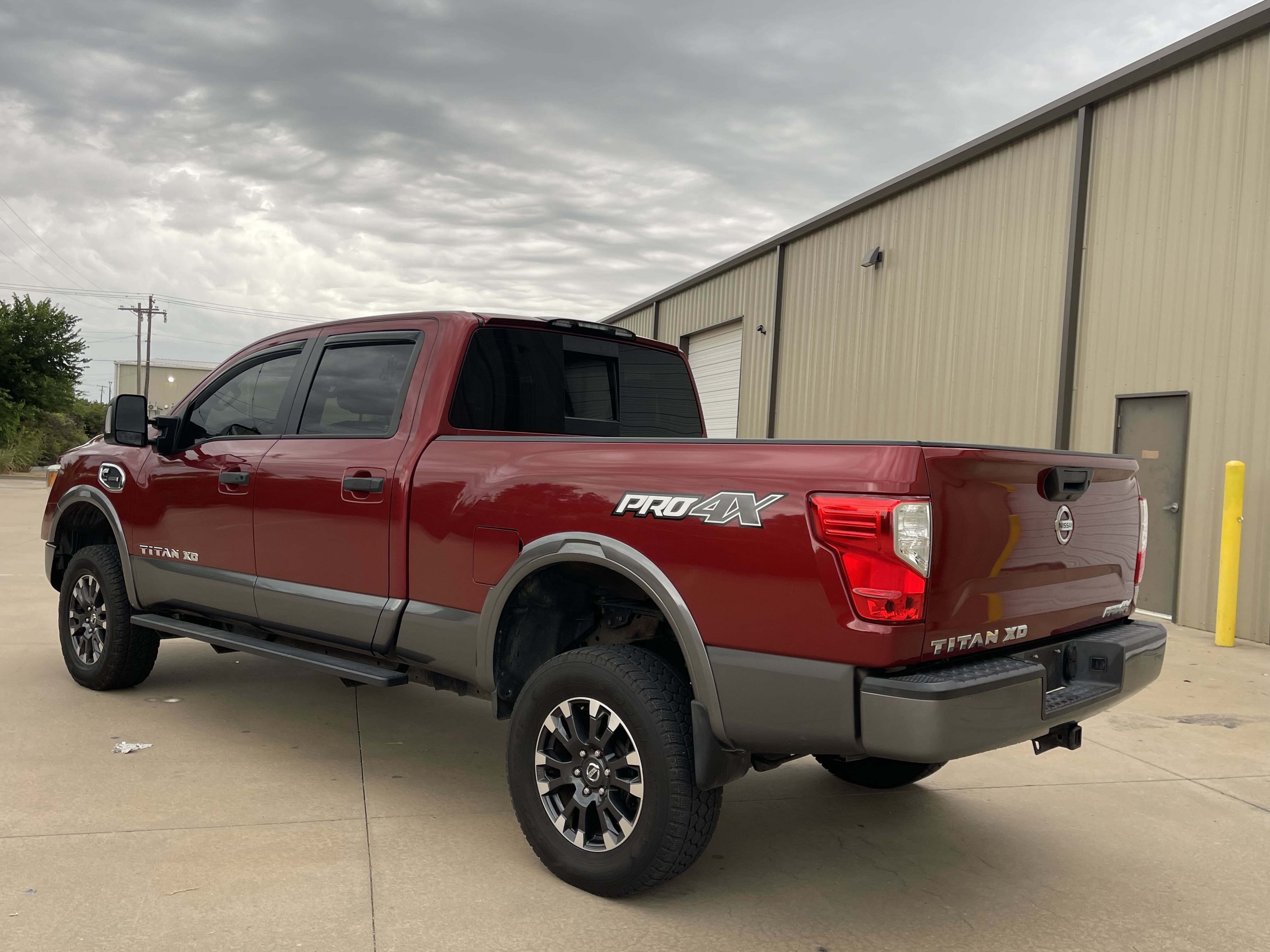 2016 Nissan Titan Xd Sl vin: 1N6BA1F40GN516889