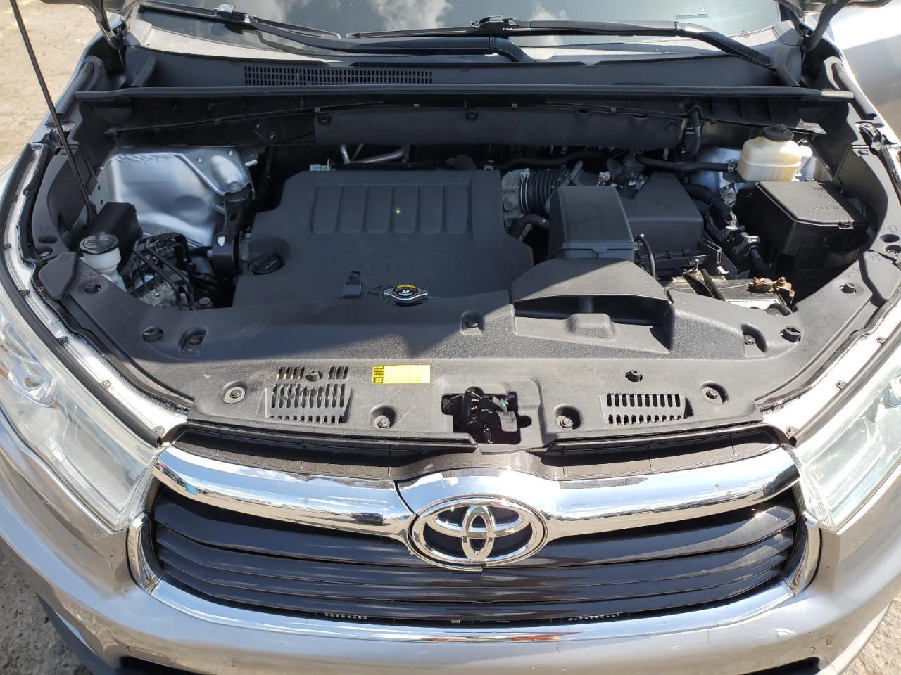 2016 Toyota Highlander Le VIN: 5TDZKRFH6GS120783 Lot: 68724094