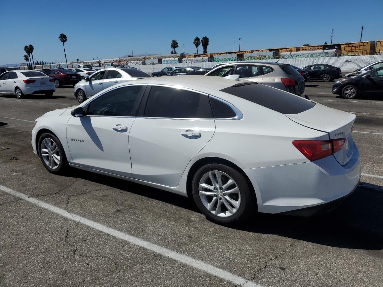 1G1ZE5ST4HF107471 2017 CHEVROLET MALIBU - Image 2