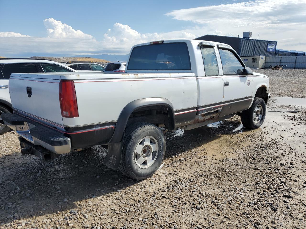 1992 GMC Sierra K2500 VIN: 2GTFK29K2N1539221 Lot: 67227054